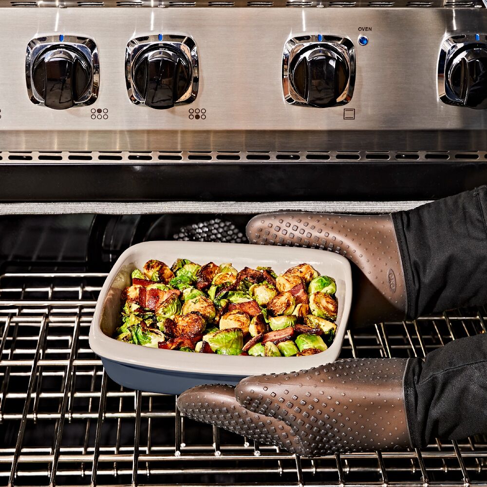 2 Qt Square Stoneware Baking Dish B5