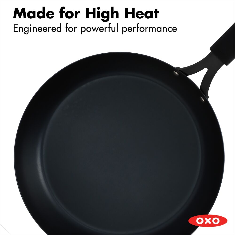 OXO Carbon Steel Obsidian Series 12-Inch Frypan with Silicone Sleeve Y7