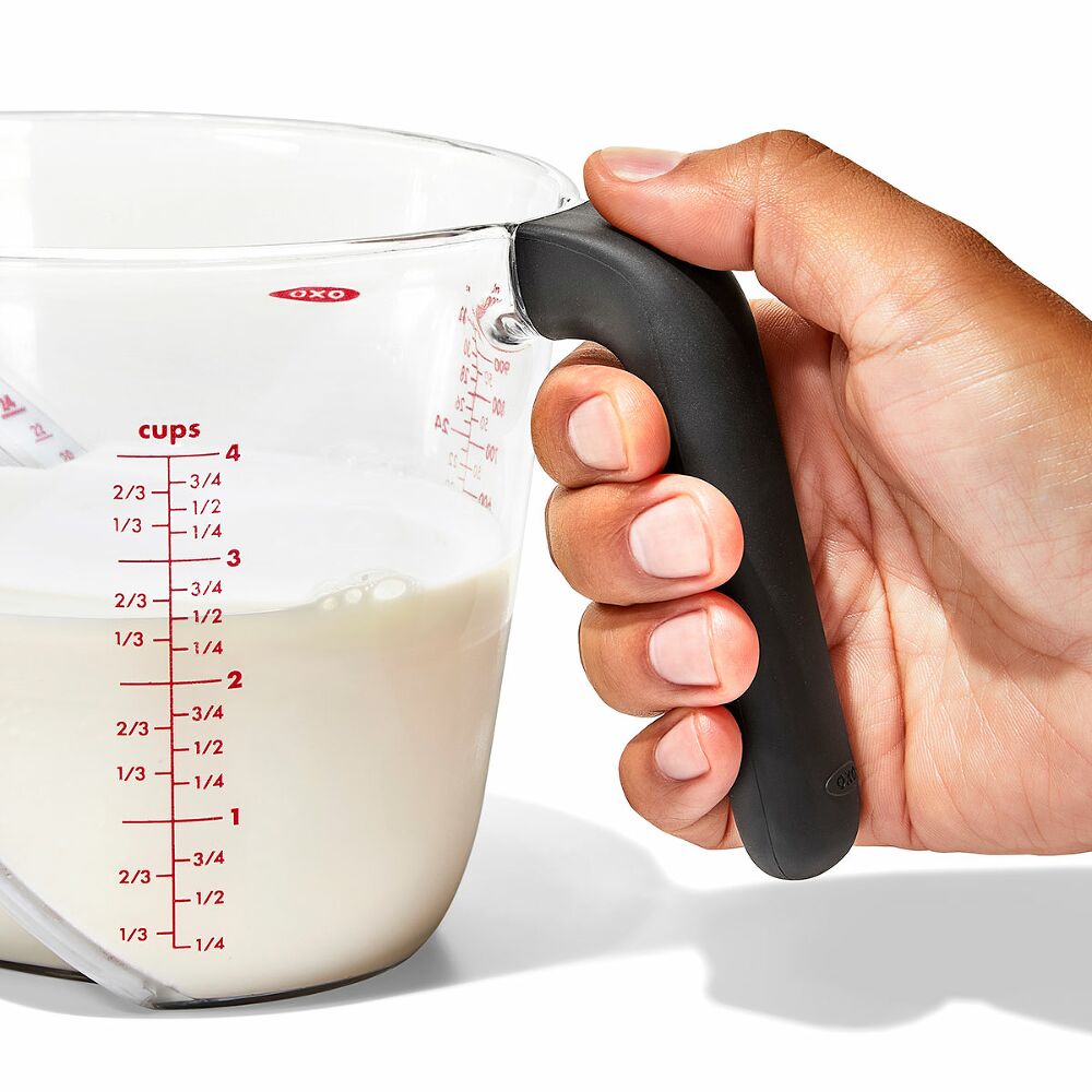 4-Cup Angled Measuring Cup J5