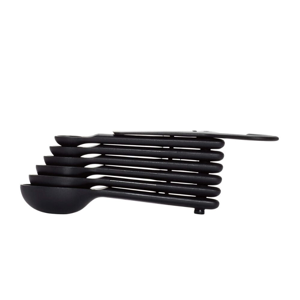 7 Piece Plastic Measuring Spoons - Black B9