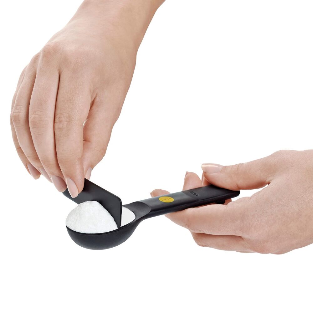 7 Piece Plastic Measuring Spoons - Black B9