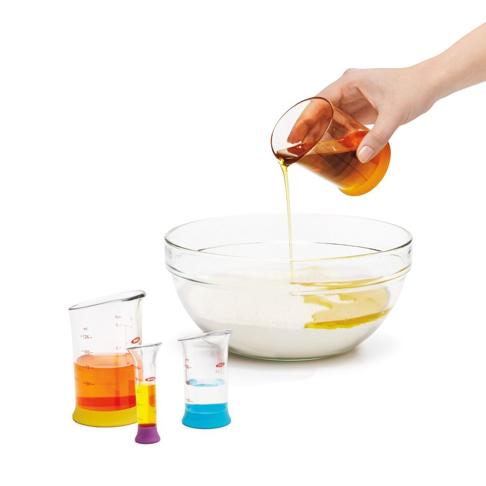 Kid-Friendly Cupcake Baking Bundle L6
