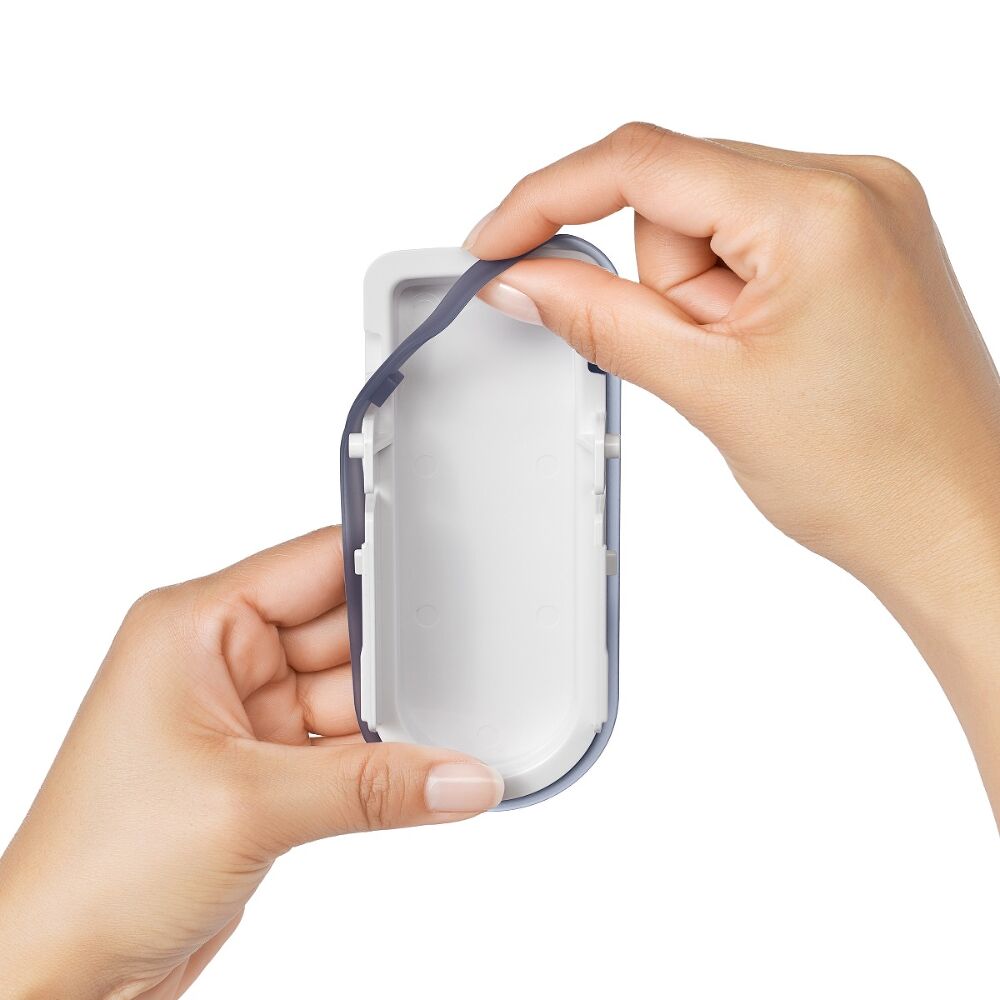 OXO Good Grips All-Purpose Dispenser (1.2 Qt) Q8