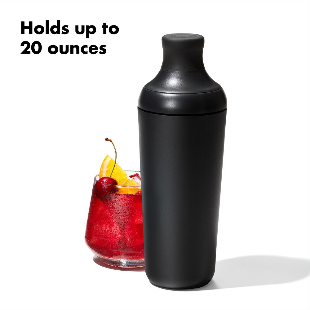 OXO Good Grips Plastic Cocktail Shaker- 20 oz/590 mL capacity O1