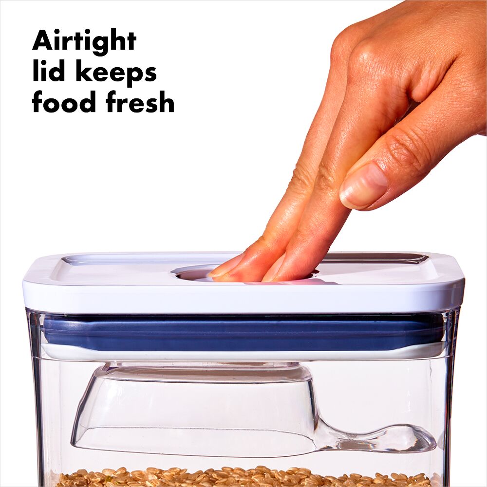 OXO Good Grips Pet POP Container – 6.0 Qt/5.7 L with Half Scoop J8