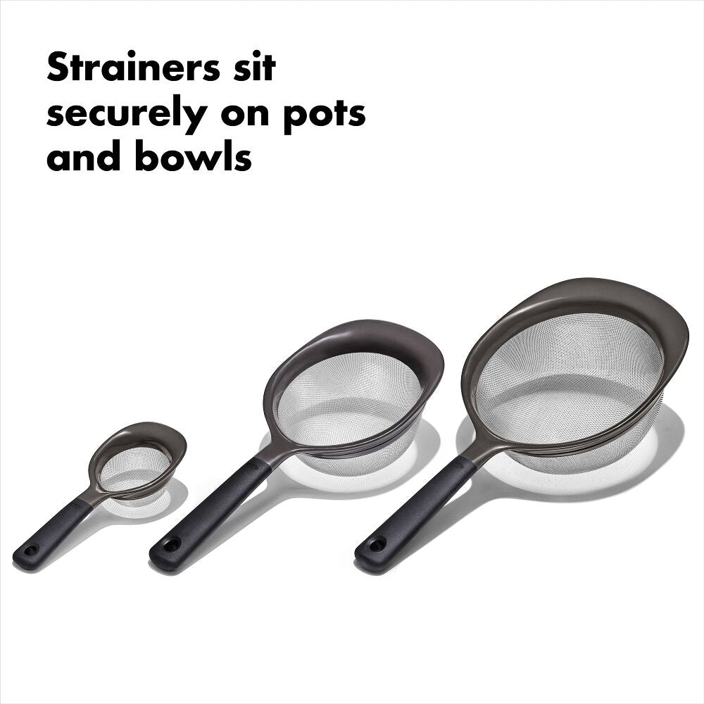 OXO Good Grips 3 Piece Strainer Set F8