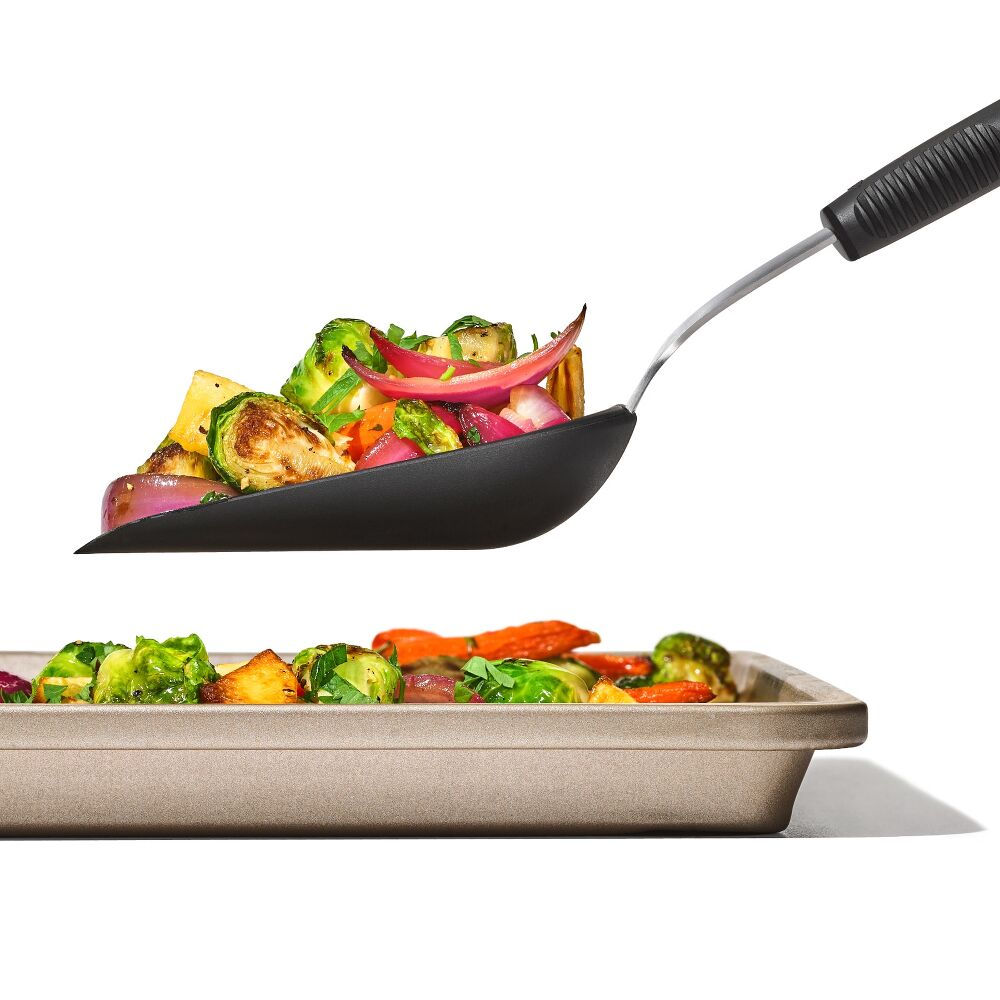 Sheet Pan Scoop E5