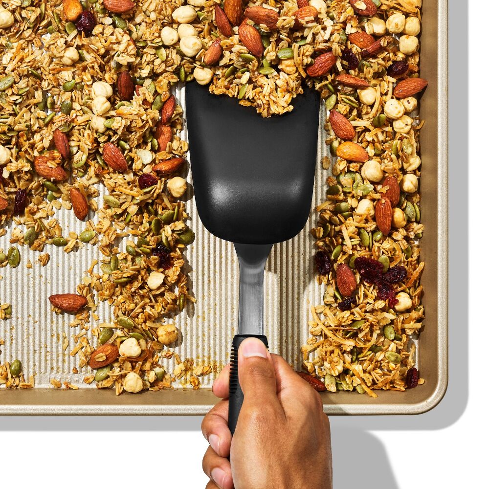 Sheet Pan Scoop E5