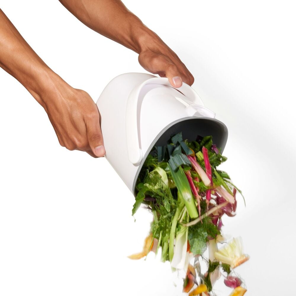 Easy-Clean Compost Bin - 0.75 Gal Y7