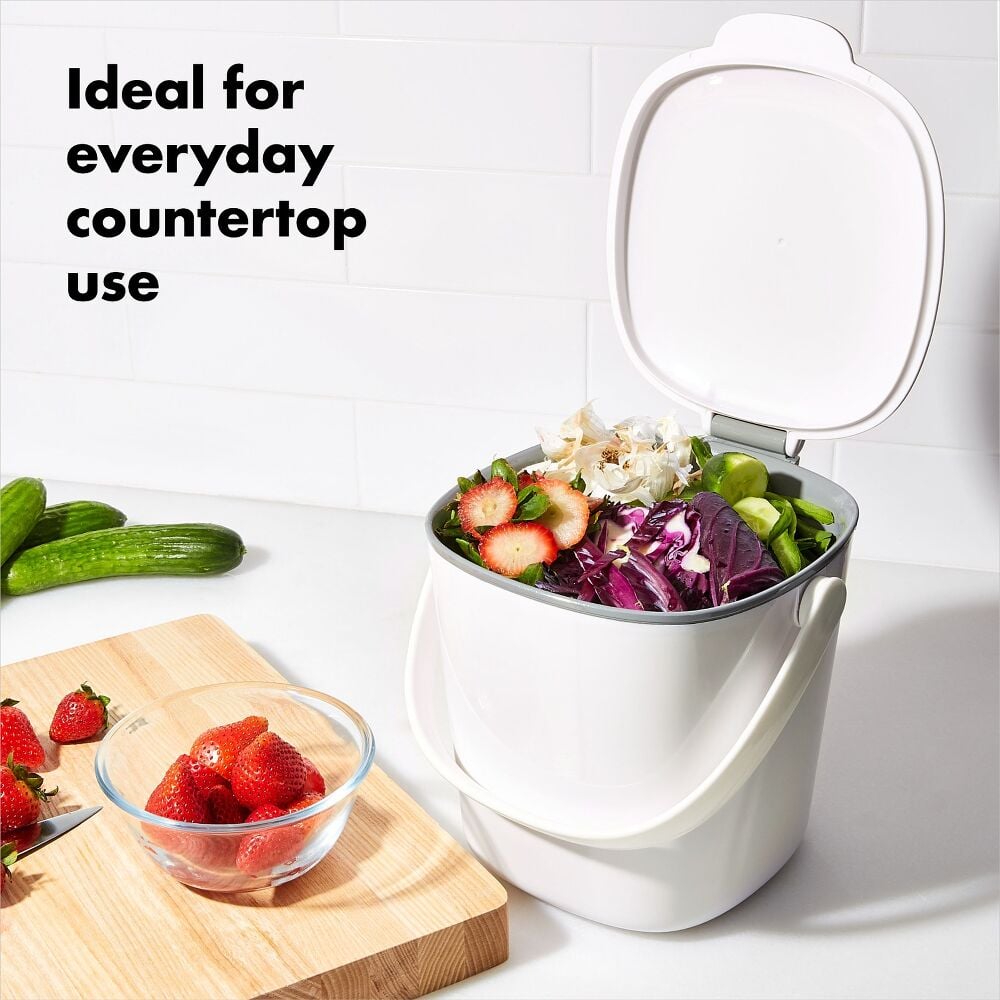 Easy-Clean Compost Bin - 0.75 Gal Y9