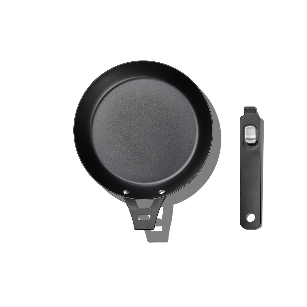 Carbon Steel With Removable Handle 8in Pan B5