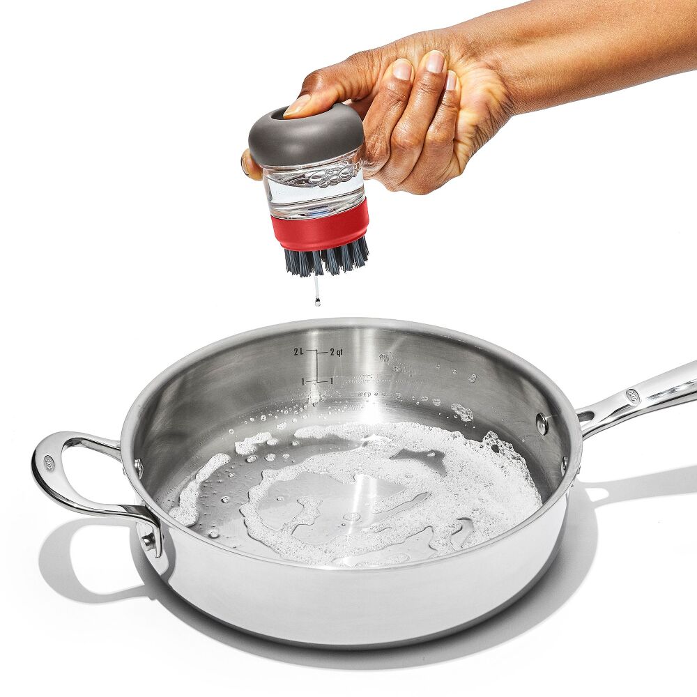 Outdoor Soap Dispensing Dish Brush with Storage Case N0