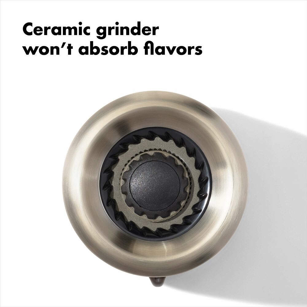 Contoured Mess-Free Pepper Grinder N8