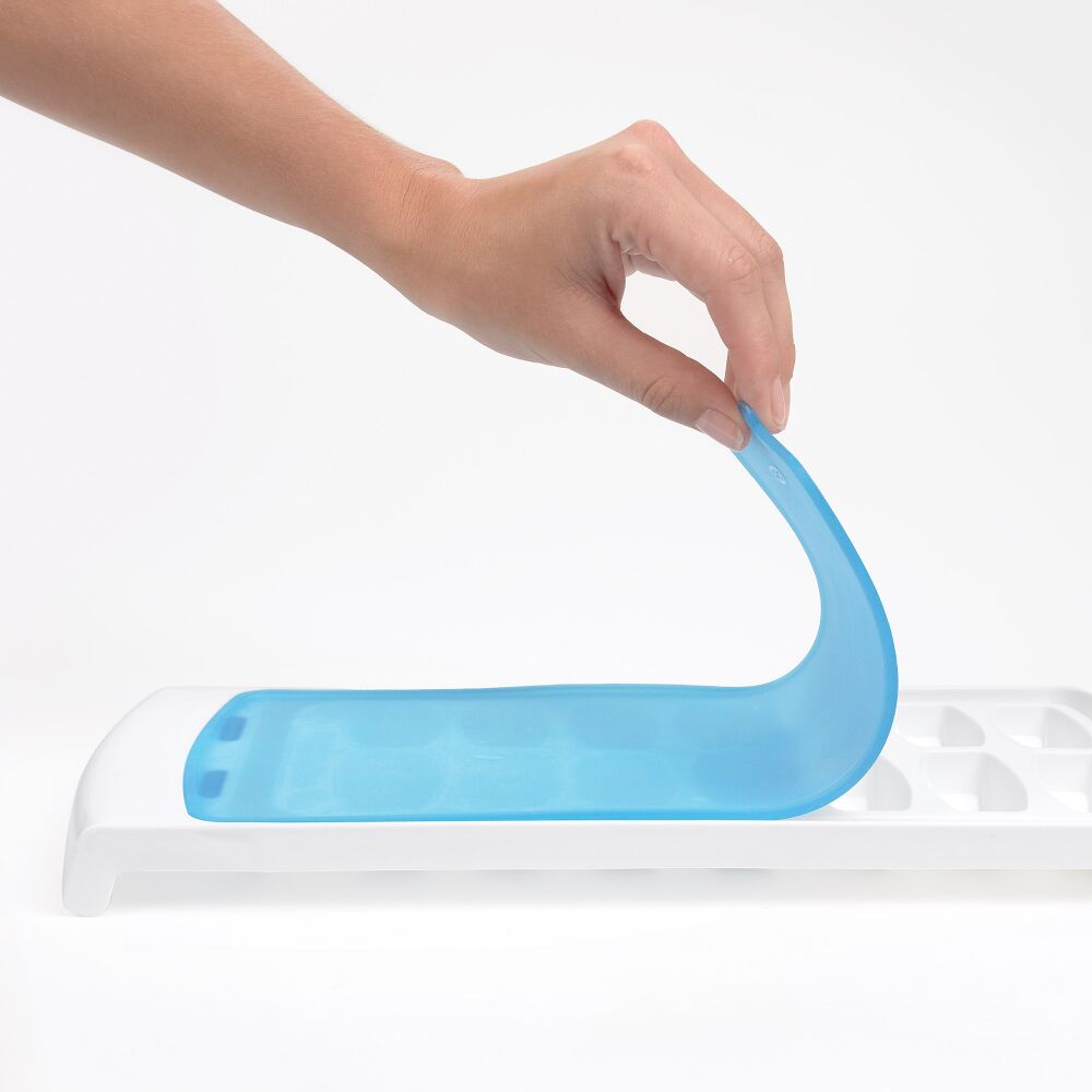 No-Spill Ice Cube Tray R6