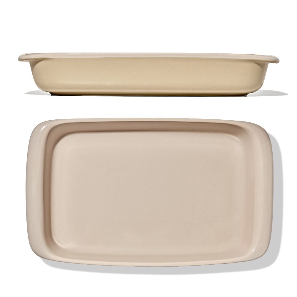 3 Qt Rectangular Stoneware Baking Dish F6