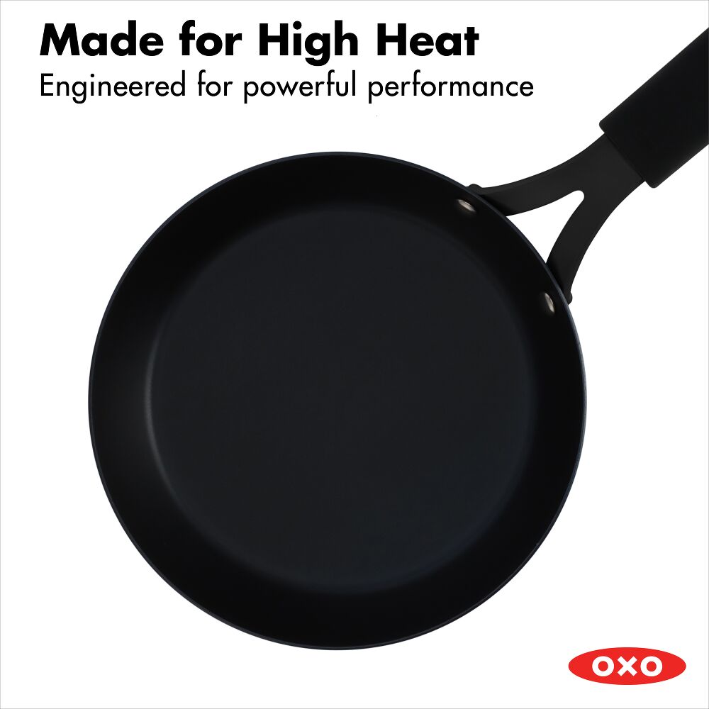 Carbon Steel Obsidian Series 8-Inch Frypan with Silicone Sleeve F9