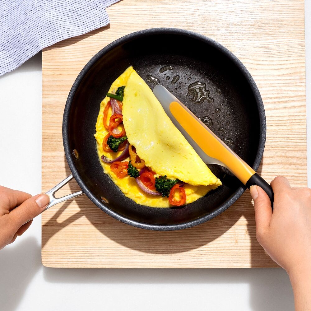 Small Flip & Fold Omelet Turner J9