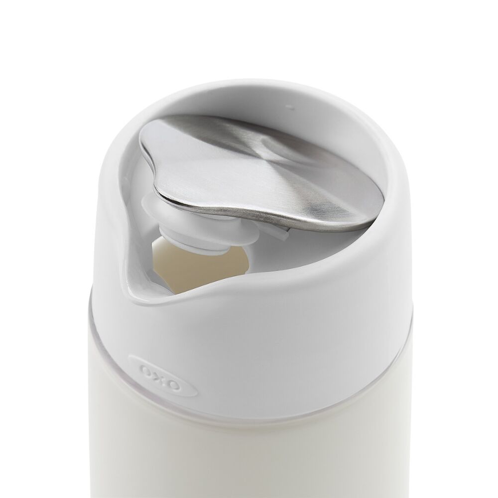 OXO Glass Creamer H1