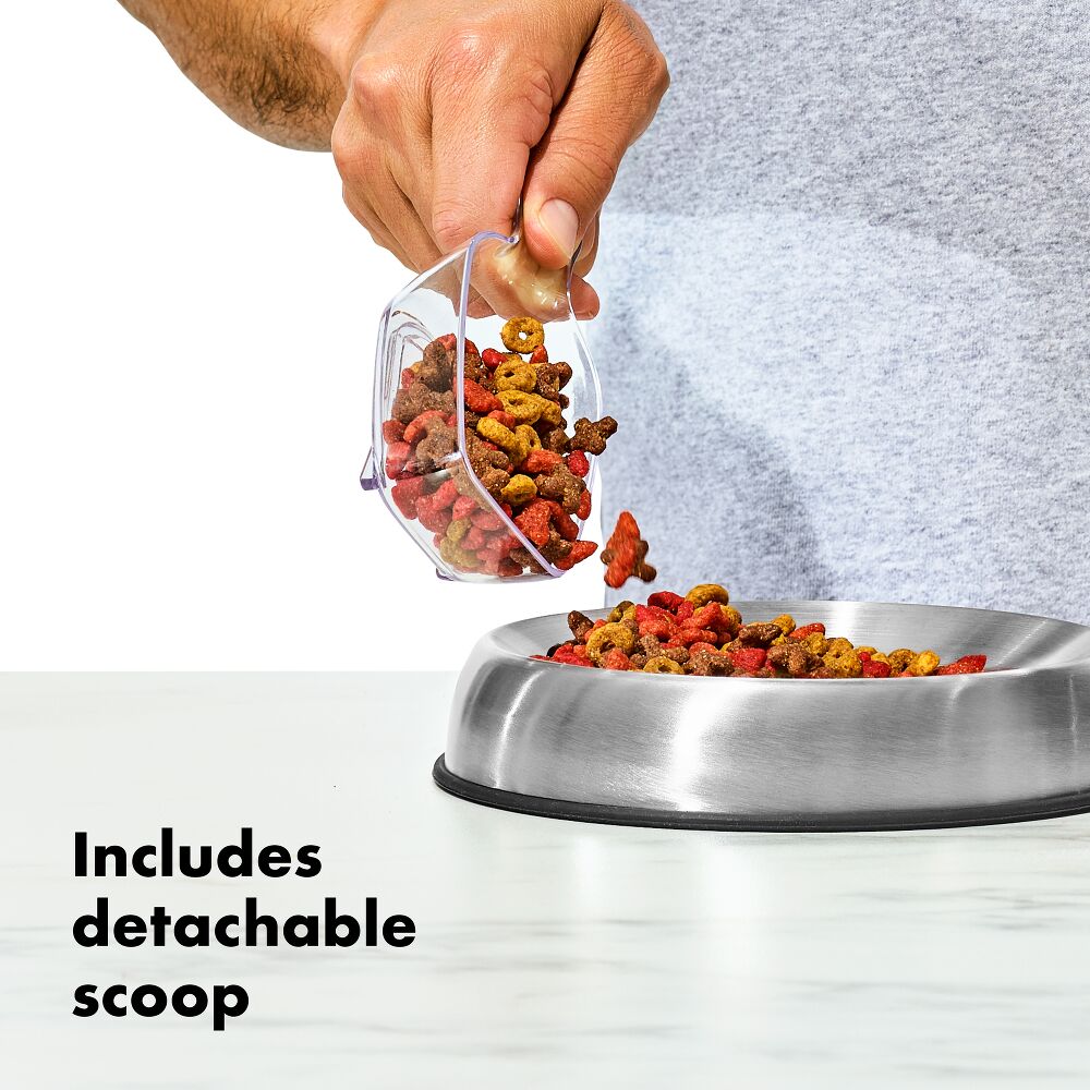 OXO Good Grips Pet POP Container – 4.4 Qt/4.2 L with Scoop V2