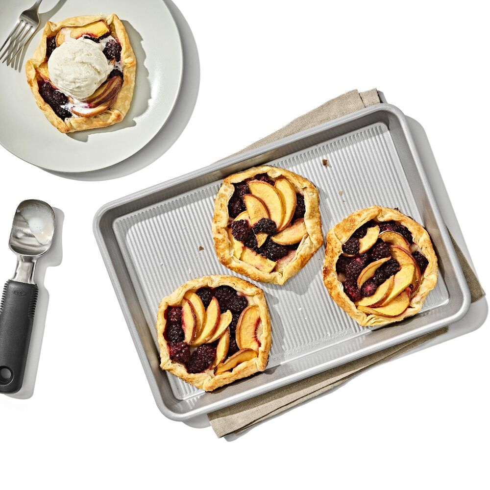 Non-Stick Pro Clear Coated Jelly Roll Pan C1