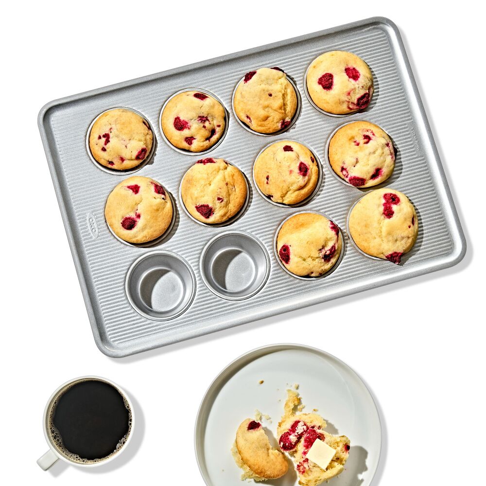 Nonstick Pro Clear Coated 12 Cup Muffin Pan S1