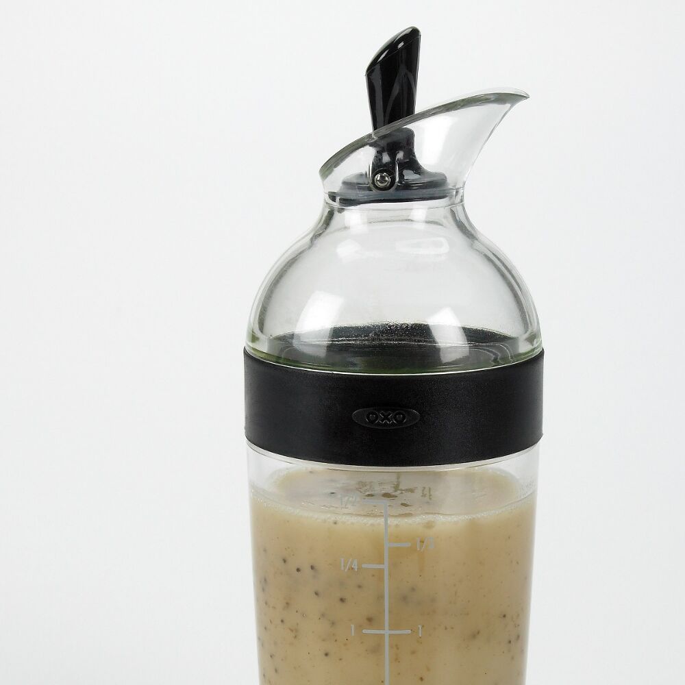 Salad Dressing Shaker P3