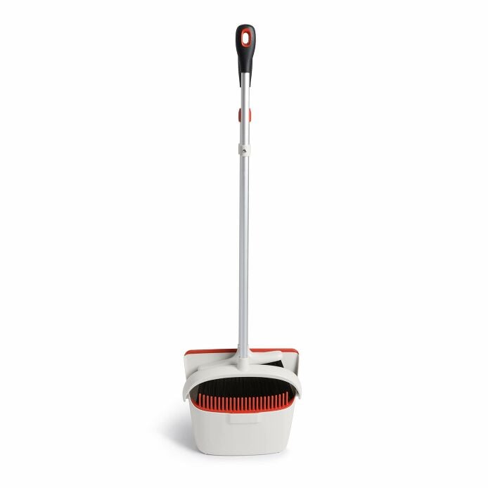 Large Sweep Set with Extendable Broom C4