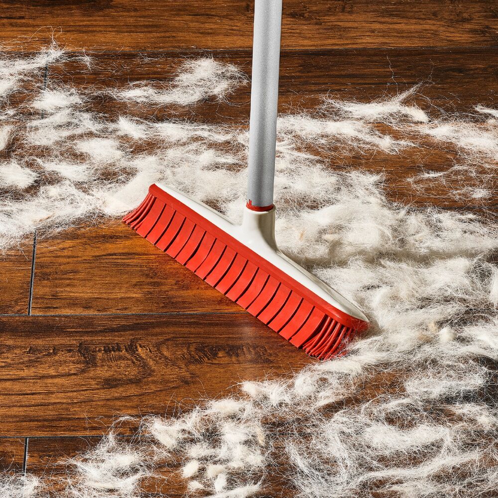 OXO Good Grips Fur Broom C5