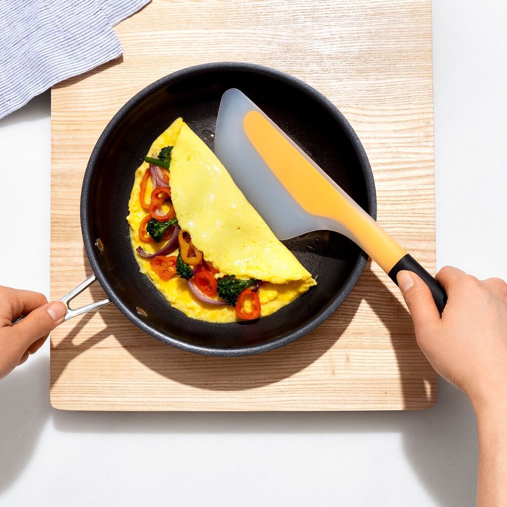 Flip & Fold Omelet Turner T4