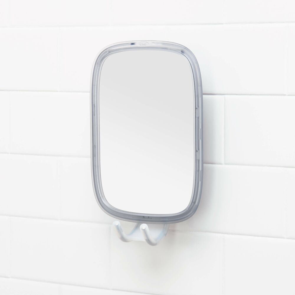 StrongHold™ Suction Fogless Mirror H6
