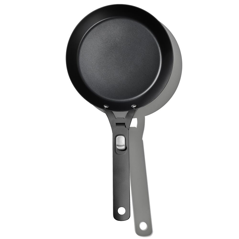 Carbon Steel With Removable Handle 8in Pan B5