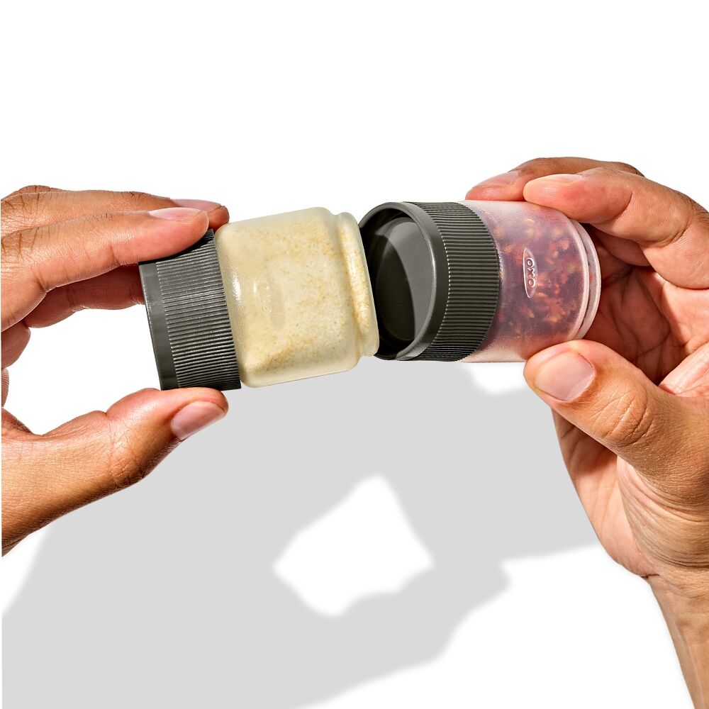 Outdoor 7-Piece Spice Shaker & Squeeze Bottle Set E6