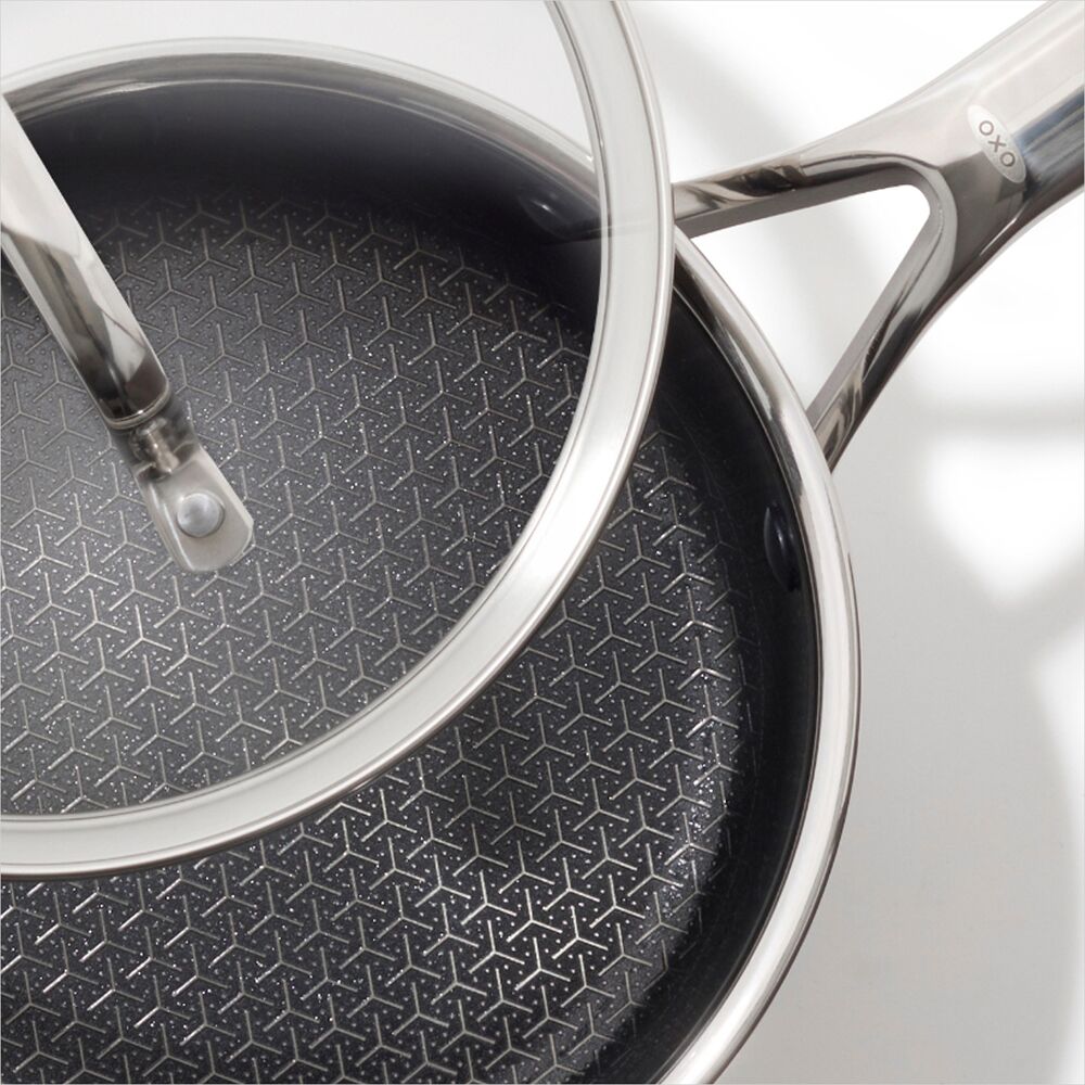 Trident Hybrid Non-Stick Stainless Steel 2.5 Qt Saucepan with Lid D5