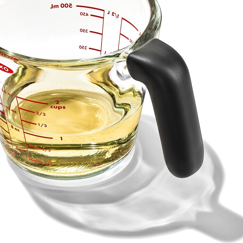2 Cup Glass Measuring Cup with Lid S7