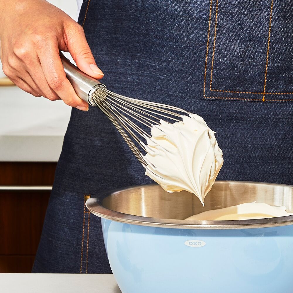 11in Balloon Whisk P0