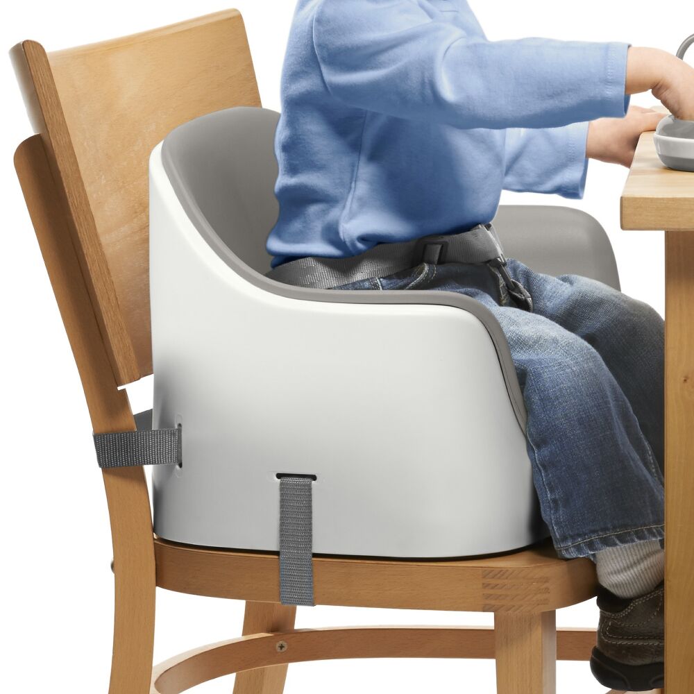 Nest Booster Seat with Removable Cushion P6